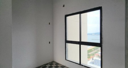 Abril 2025
