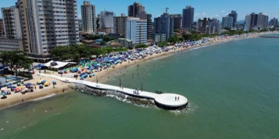 Por que o litoral combina tanto com uma rotina mais ao ar livre?